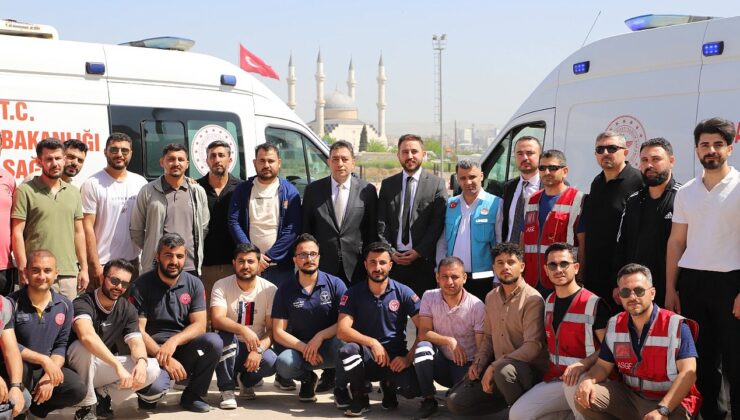 İl Sağlık Müdürü Solmaz Ambulans Kullandı.