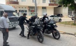 Şanlıurfa’nın Birecik İlçesinde Öğrencilere Motosikletli Polis Ekipleri Yardımcı Oldu