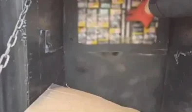 Şanlıurfa’da kaçak sigara taşıyan tır KOM ekiplerine takıldı
