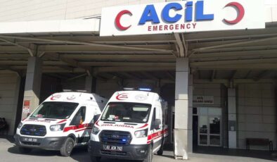 Urfa’da iki araç çarpıştı! yaralılar var