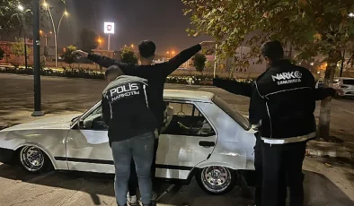 Narko polisinden kaçamadılar! yakayı ele verdi!…