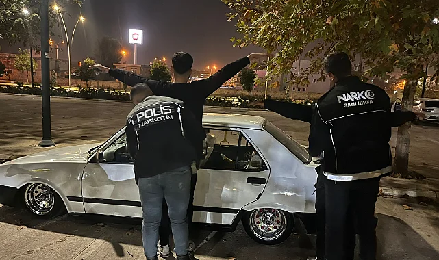 Narko polisinden kaçamadılar! yakayı ele verdi!…