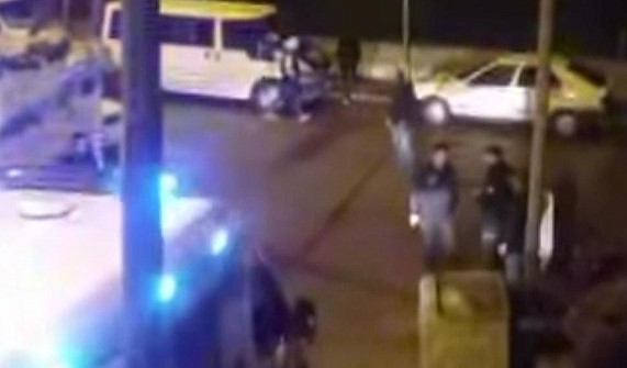 Siverek’te gergin saatler! gençler birbirine girdi!… 