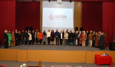 Karaköprü’de 5 adayın yarıştığı seçimde Fatmagül başkanlık koltuğuna oturdu