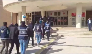 Şanlıurfa’da sahte kamu görevlileri suçüstü yakalandı! 9.5TL’lik vurgun