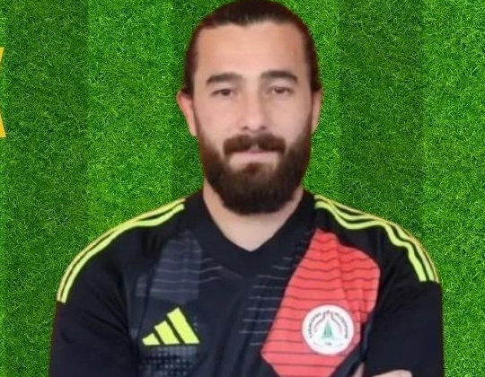 Futbol oyuncusu Gökhan Siverek sportmenliğe şok edici hareketler!