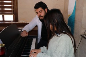 Haliliye’de kültür ve sanat evi ile 7’den 70’e birçok vatandaşa hitap ediyor