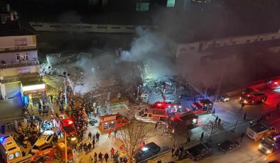 Konya’da bina çöktü: Bakan Yerlikaya’dan açıklama