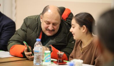 Adıyaman’dan gelen depremzede aileler Urfa’da unutulmaz bir gün yaşadı