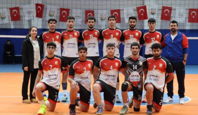 Büyükşehir filede sezona galibiyetlerle başladı