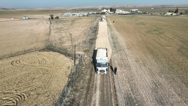 Büyükşehir Belediyesi, Karaköprü kırsalında yol çalışmalarını sürdürüyor