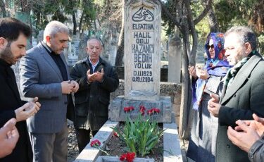 Kazancı Bedih ölüm yıl dönümünde mezarı başında anıldı
