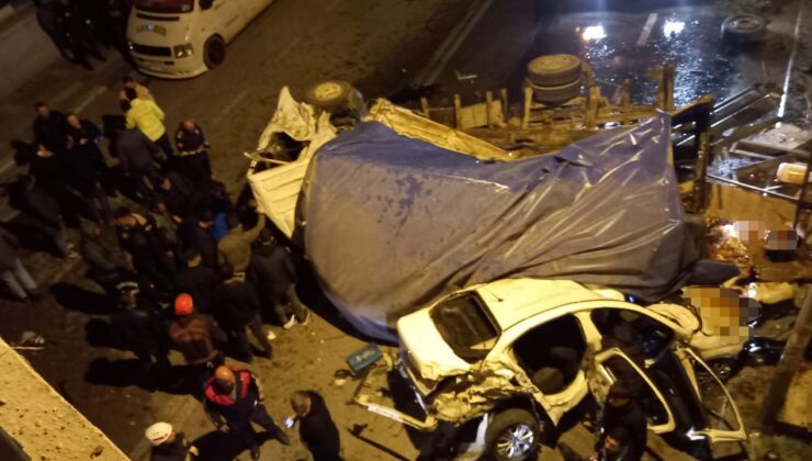 Birecik’te korkunç kaza: kamyon önüne alarak sürüklediği araçlarla birlikte köprüden uçtu