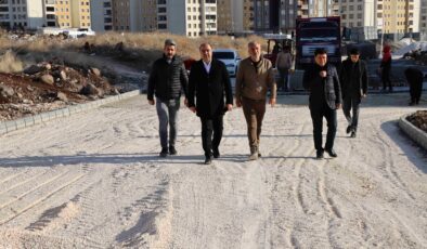 Başkan Nihat Çiftçi her geçen gün büyüyen Karaköprü’ye en iyi hizmeti sunmaya çalışıyor
