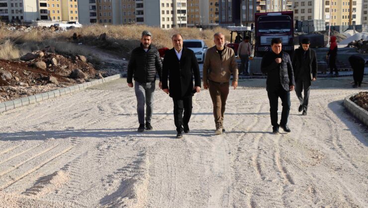 Başkan Nihat Çiftçi her geçen gün büyüyen Karaköprü’ye en iyi hizmeti sunmaya çalışıyor