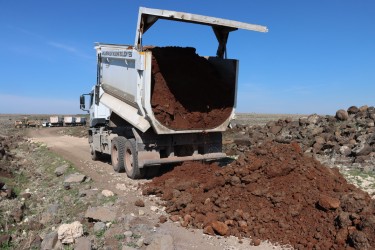Büyükşehir Belediyesi, Viranşehir’in kırsal yollarını iyileştiriyor