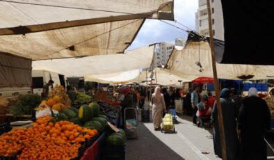 Karaköprü’de pazar yerleri modern bir yapıya kavuşuyor
