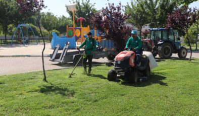 Haliliye Belediyesi Parkları yaz mevsimine hazırlıyor