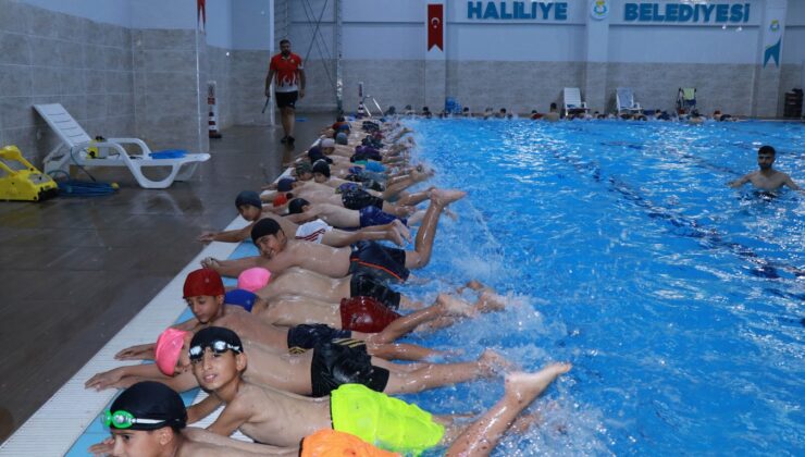 Havuz keyfi Haliliye’de çocukların ve gençlerin yüzünü güldürdü
