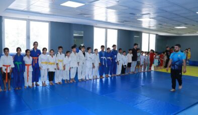 Sporun kalbi Haliliye’de atıyor: Minik judocular geleceğe